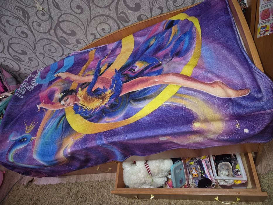 Кровать