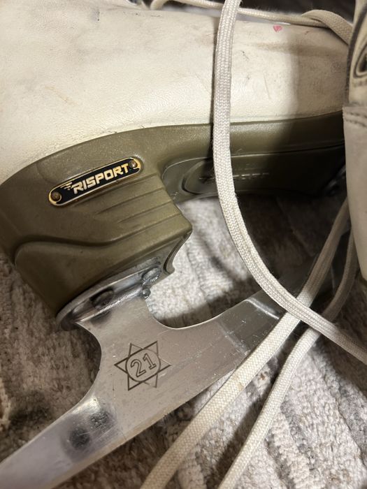 Фигурные Коньки Risport италия проф