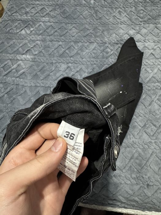 Blugi Black Distressed & Purple Details – Mărimea 36 – Stare impecabilă