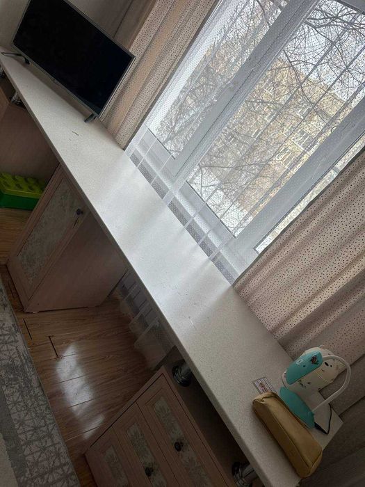 Продам стол на два рабочих места