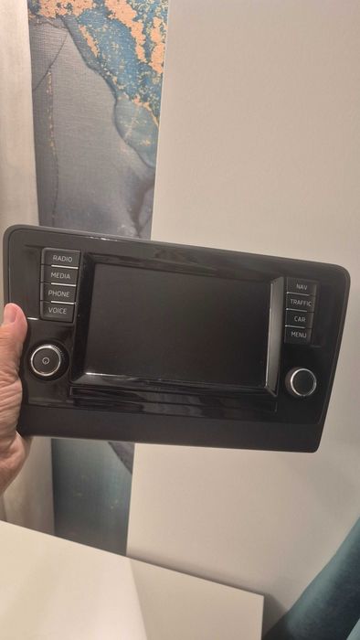 Ecran / unitate multimedia originală Škoda (OEM), ce face parte din generația de sisteme MIB1 / MIB2