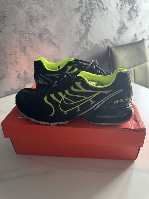 Adidasi Nike Air marime 42