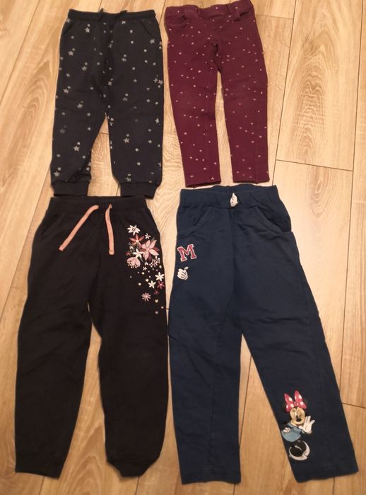 Pantaloni fetite marime 122, 128