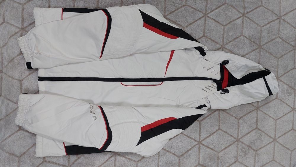 Якета  за ски  .