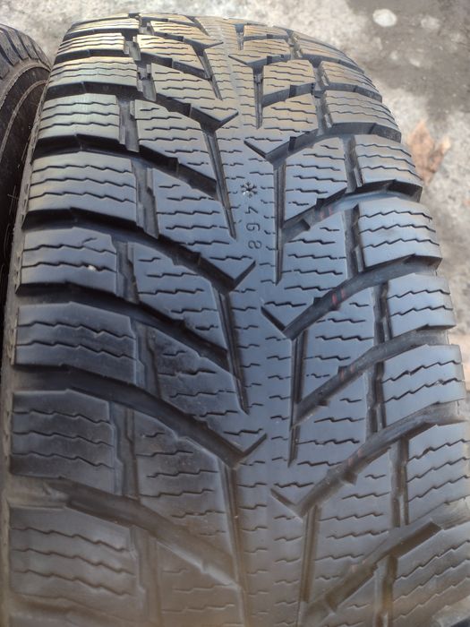 Топ състояние 2бр.205/75/16С Nokian dot1924
