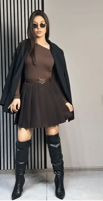 Плисирани поли вълна