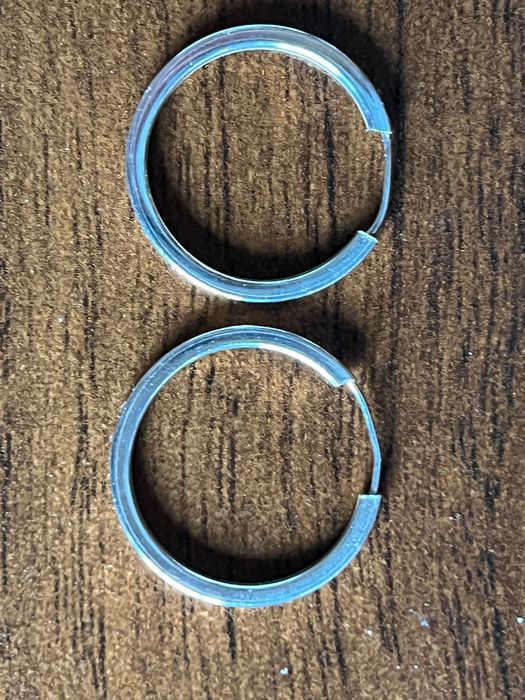 Продавам сребърни обеци