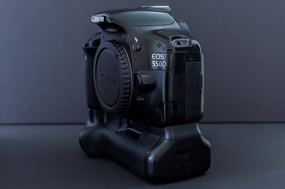 Фотоаппарат Canon 550d