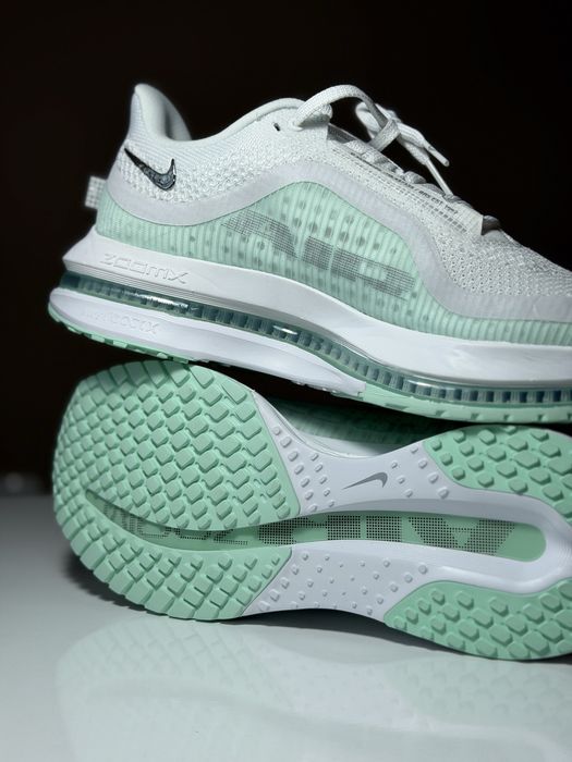 Маратонки NIKE pegasus