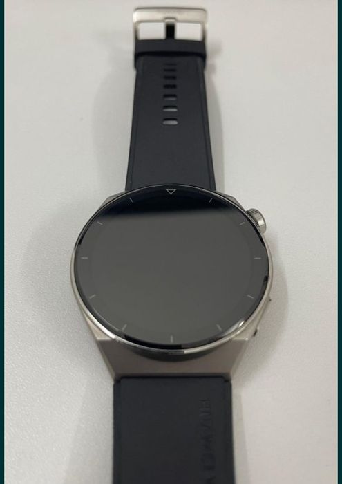 Продам часы Huawei GT 3 pro.