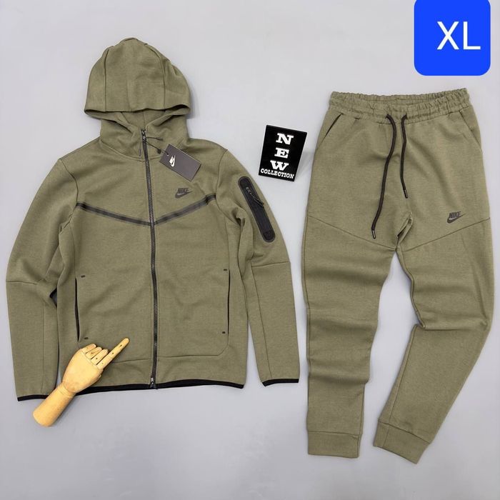 Trening barbati Nike