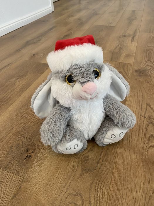 Iepuraș de pluș nou