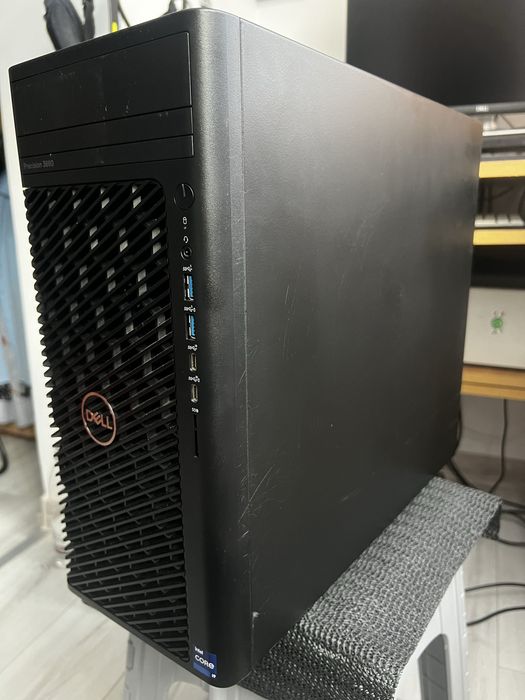 Dell Precision | i9-12900 | RTX 4060 | 32 GB DDR5