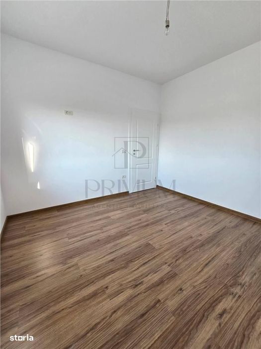 Duplex pe parter - zona buna - toate utilitatile