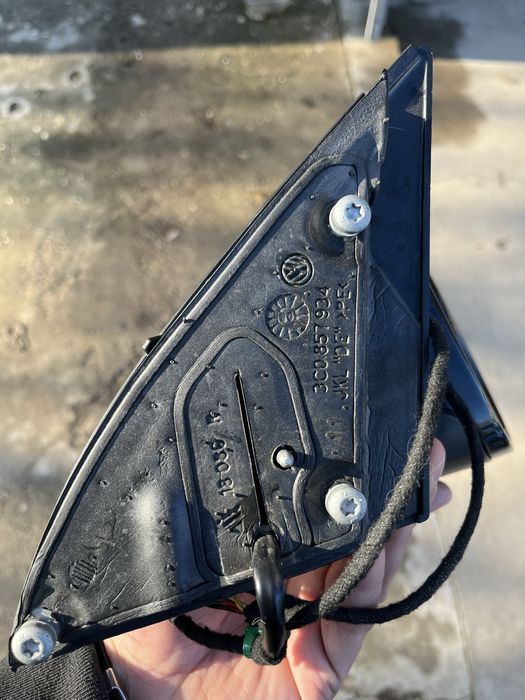 Огледало за пасат б 6