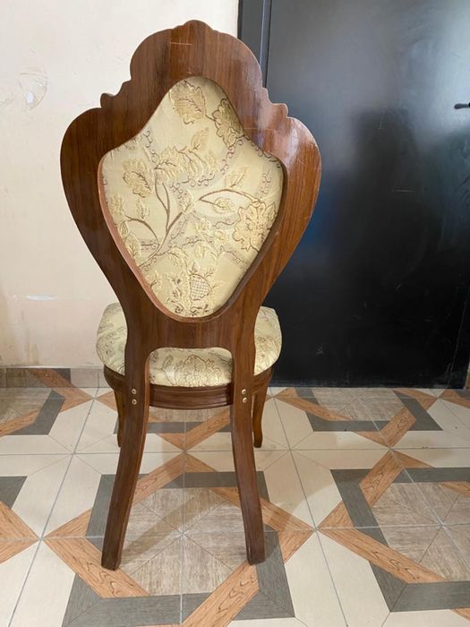 Стулья со спинкой