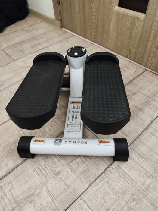 Vînd Stepper domyos