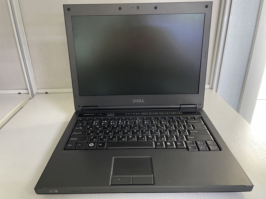 Ноутбук Dell vostro 1320