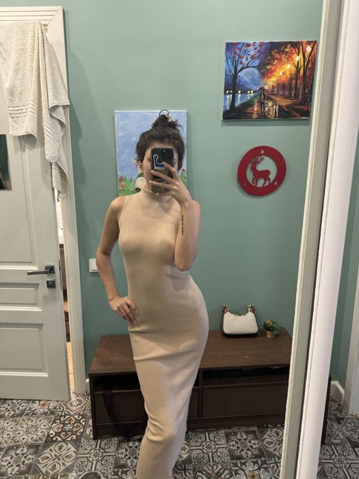 Платья на праздники (почти новые)