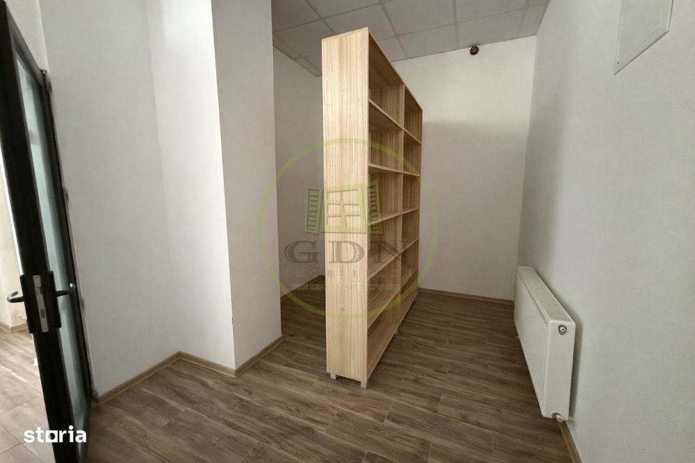 Spatiu comercial, 127  mp, Cartier Cornitoiu, Zona Unitatea Militara