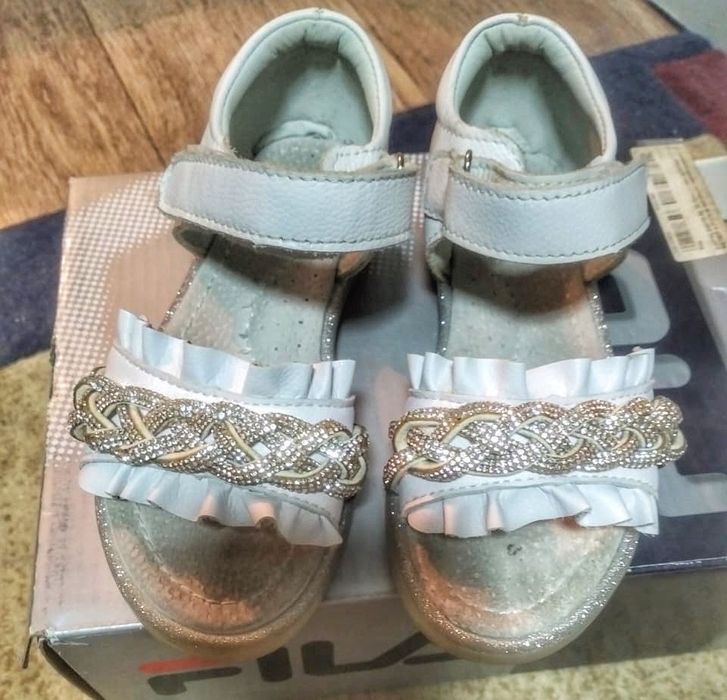 Кожаные Детские сандалии