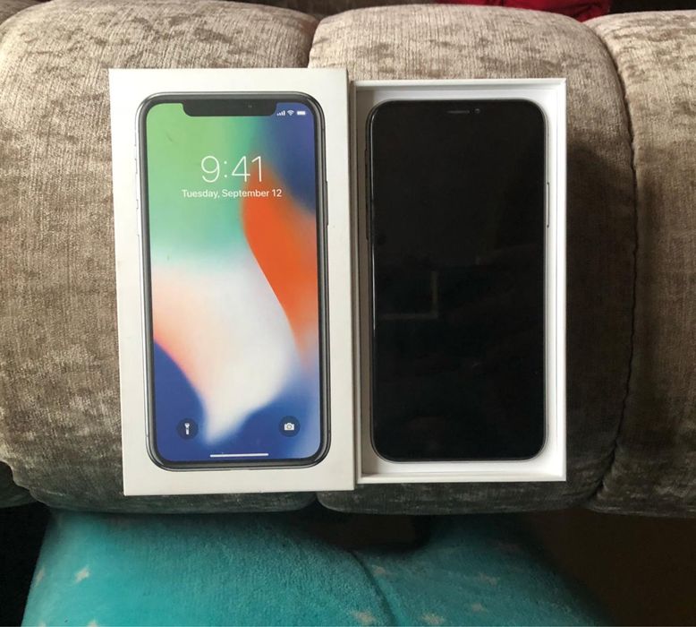 IPhone X 512ГБ нужно поменять дисплей