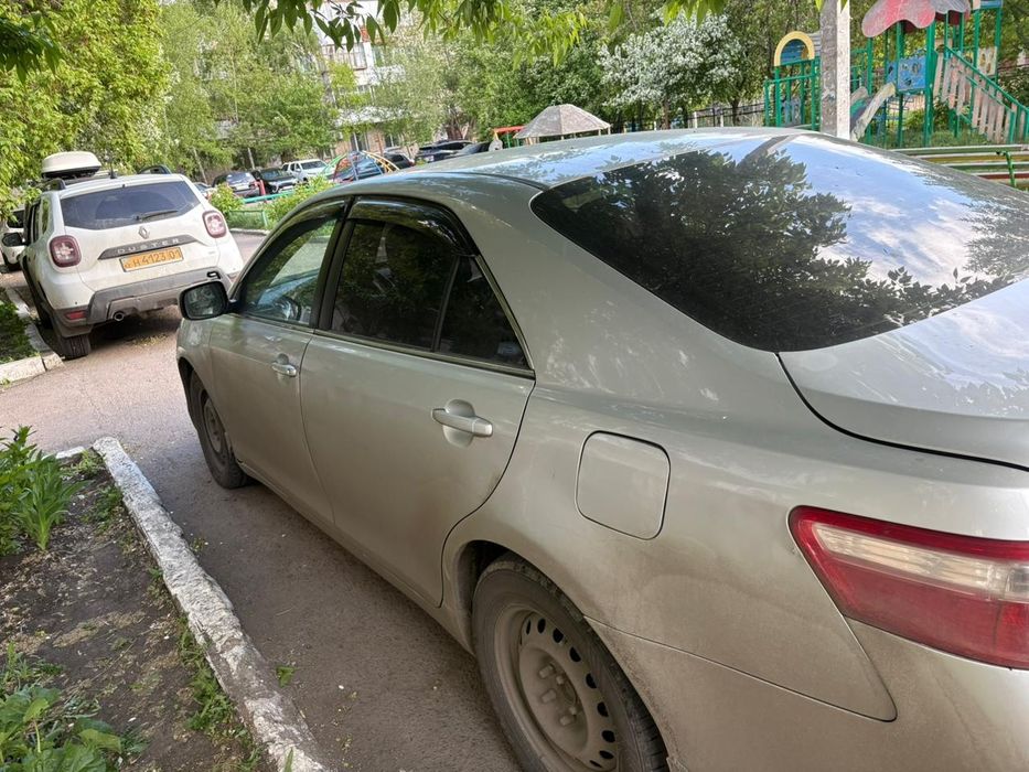 Продам срочно камри, хороший торг