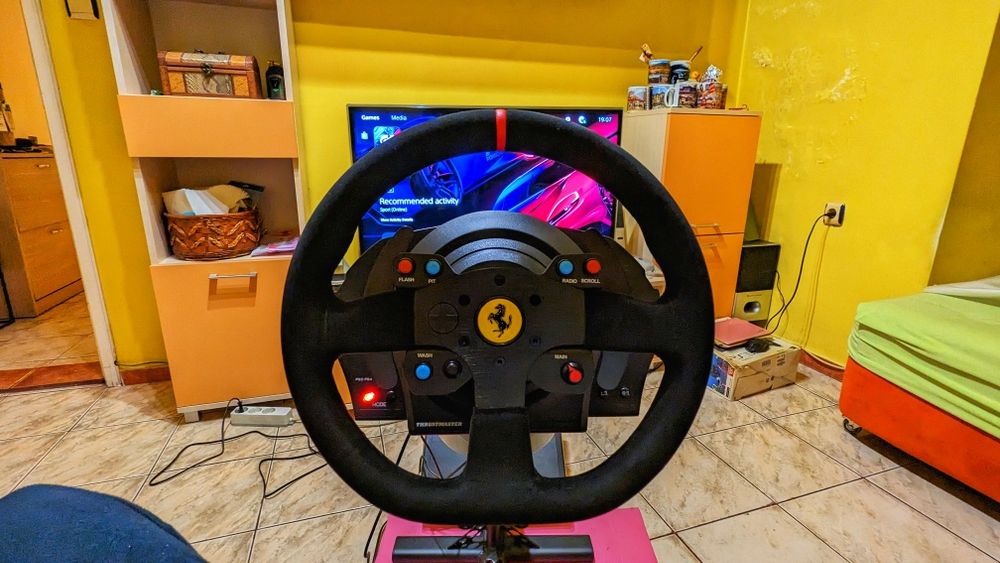 Thrustmaster T300 Ferrari Integral Racing Wheel Alcantara Edition  Ferrari 599XX EVO