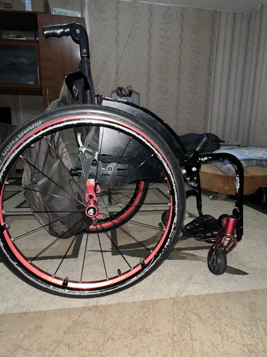 Инвалидная коляска