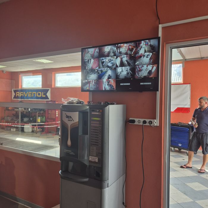 Spatiu comercial de vanzare 274 mp