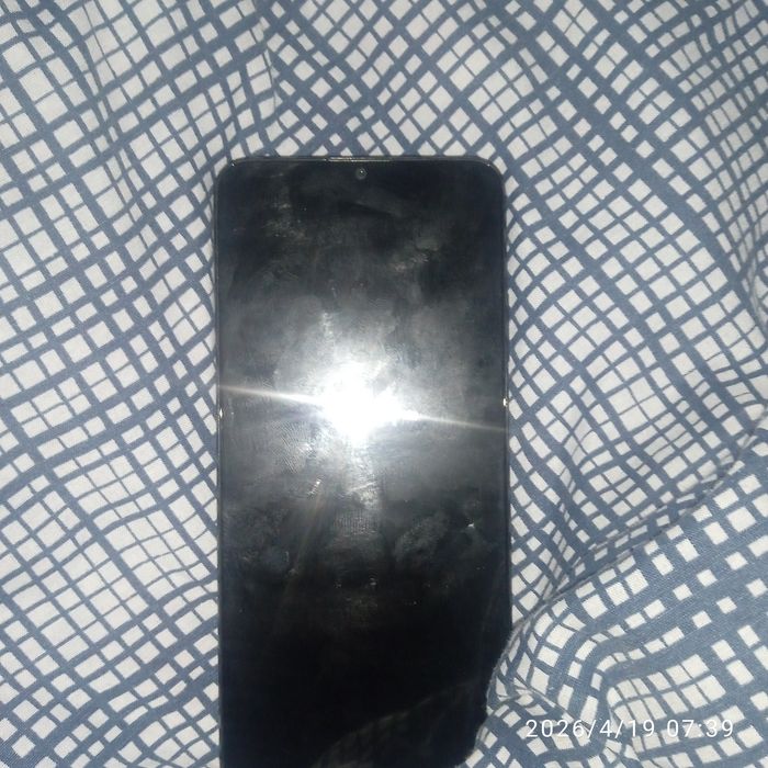 СРОЧНО  продам два рабочих телефона