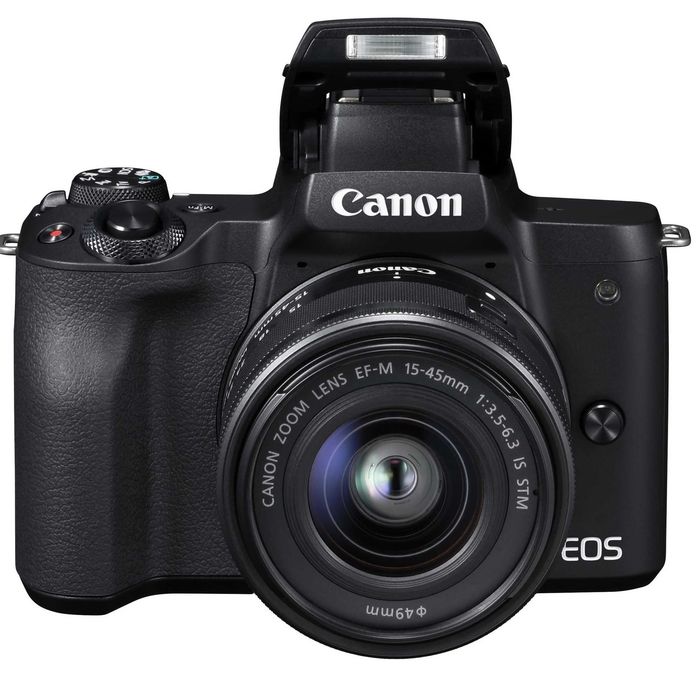 Canon EOS M50 + EF-M 15-45 .Перфектно състояние.Промо цена