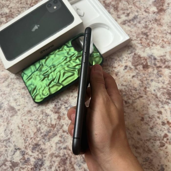 Айфон 11 128GB..