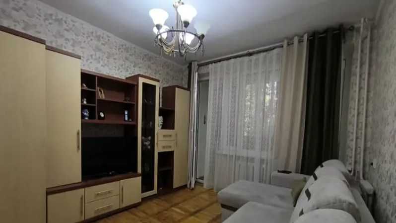 2х комн Досмухамедова  - Курмангазы