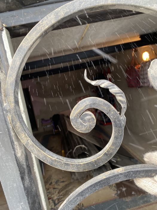 Новая металлическая калитка