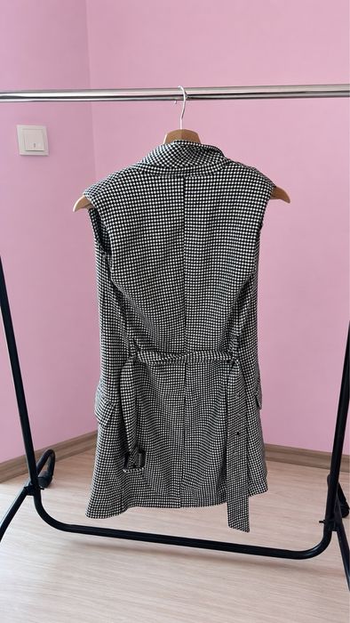 Bershka Дълъг елек без ръкави