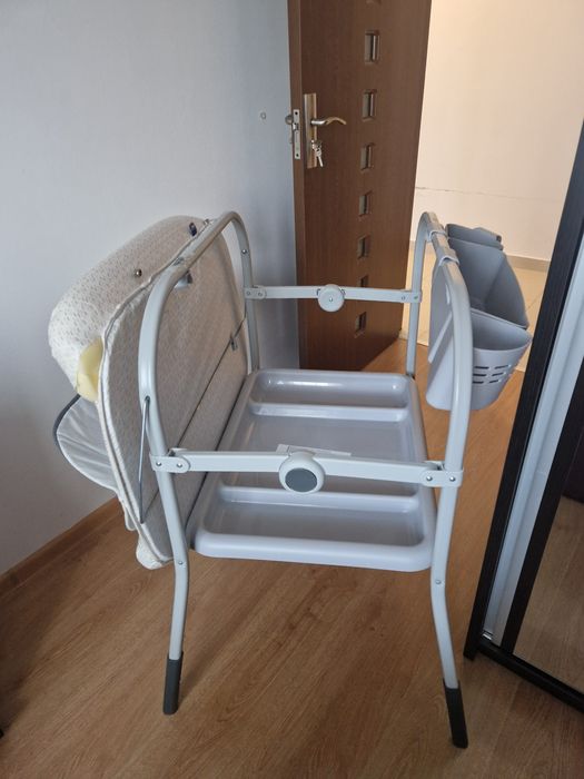 Cadă + masă de înfășat Chicco