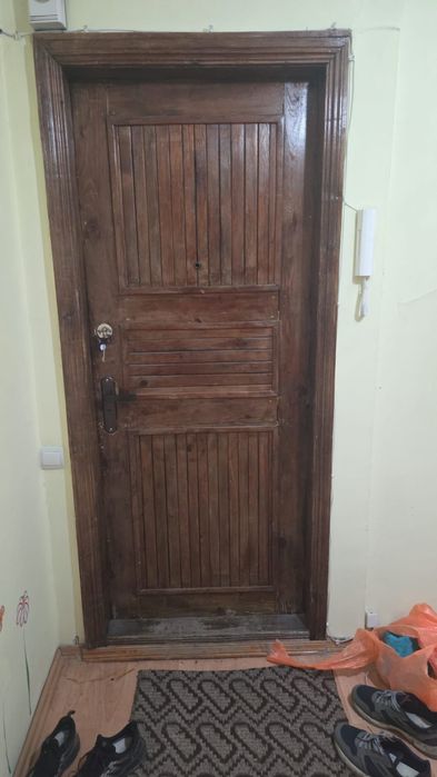 Продам дверь бу!