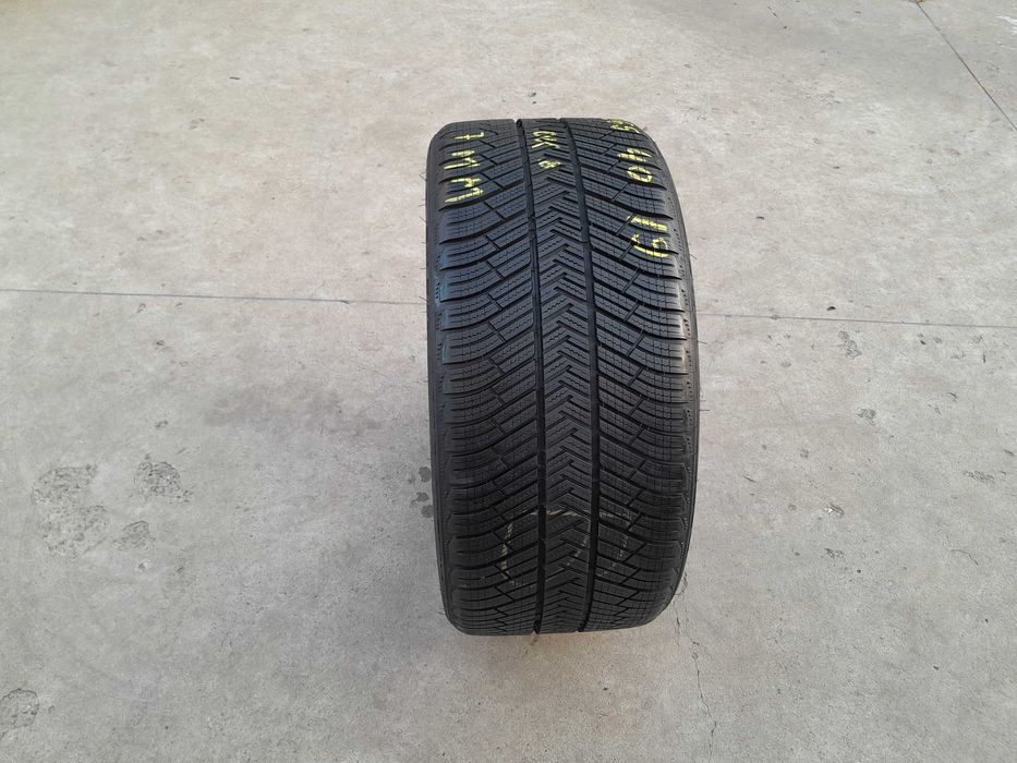 O anvelopa de iarna 265 40 19 michelin pilot alpin PA4 profil 7 mm