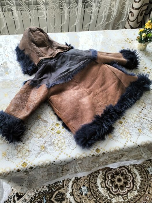 Продам детские джинсы