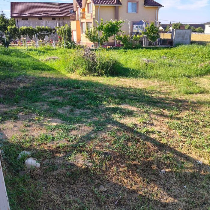 Teren 600 mp, toate actele la zi, langa TLT