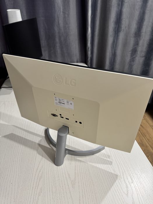 Монитор LG 24MK600M-W