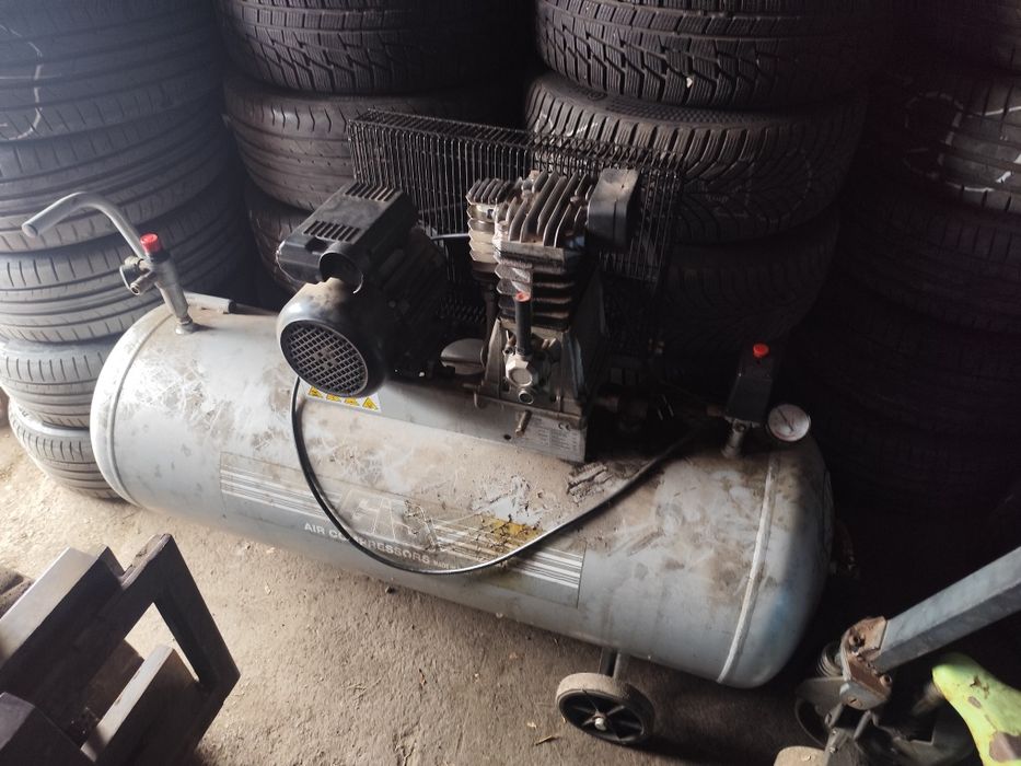 Компресор 200 литра