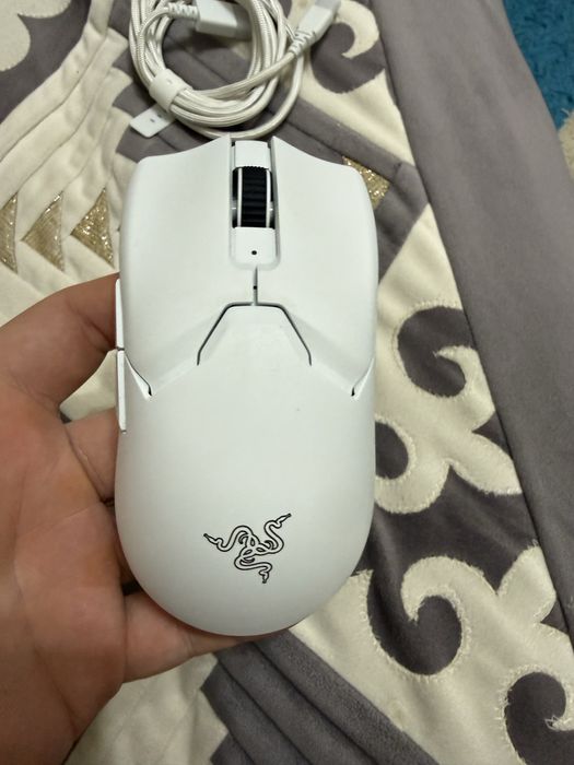 Razer viper v2 pro white