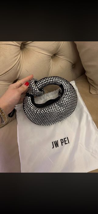Geanta JW pei noua