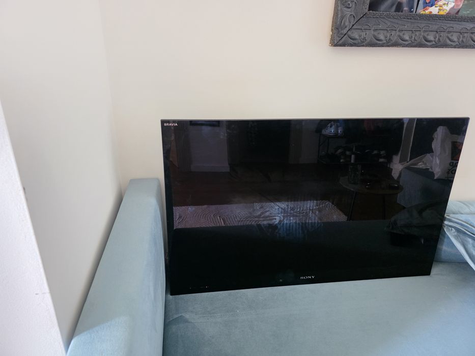 Vând TV Sony 40" (102 cm) Full HD | Wi-Fi Integrat | Gorilla Glass | Design Premium