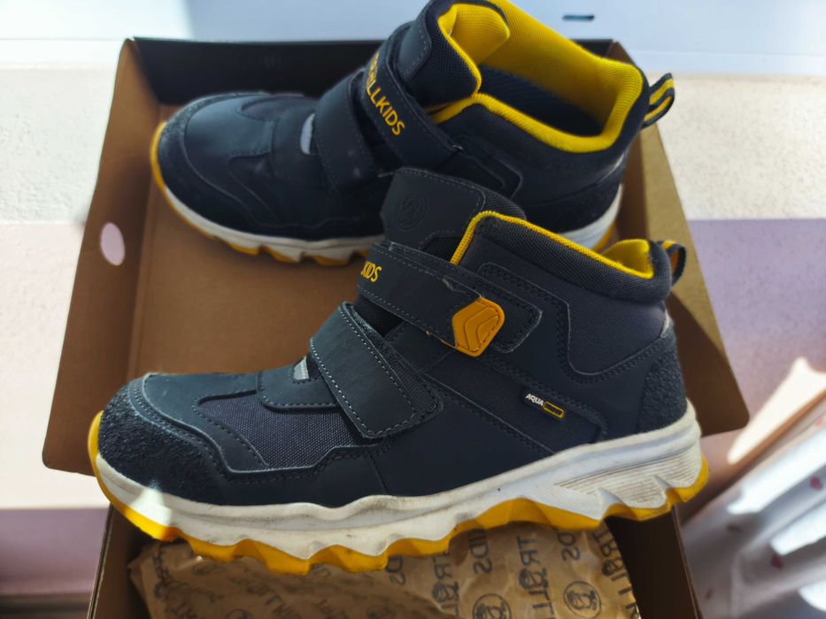 Зимни обувки 40 номер Trollkids