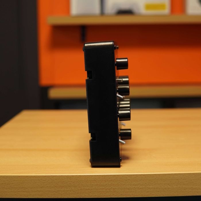Sintetizator de Corzi și Vocoder Waldorf Streichfett,  12 LUNI GARANTIE
