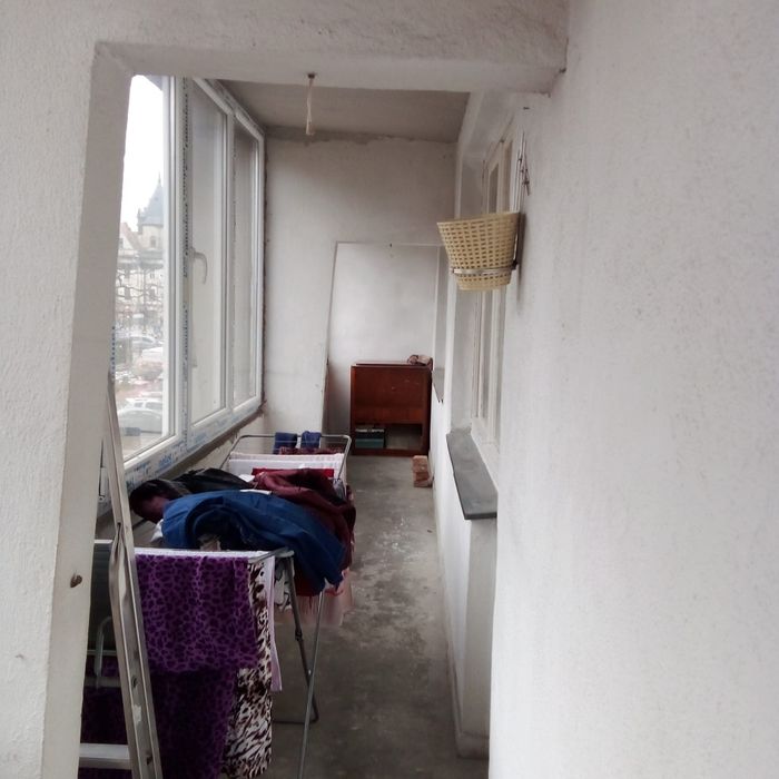 Vand apartament 2 camere