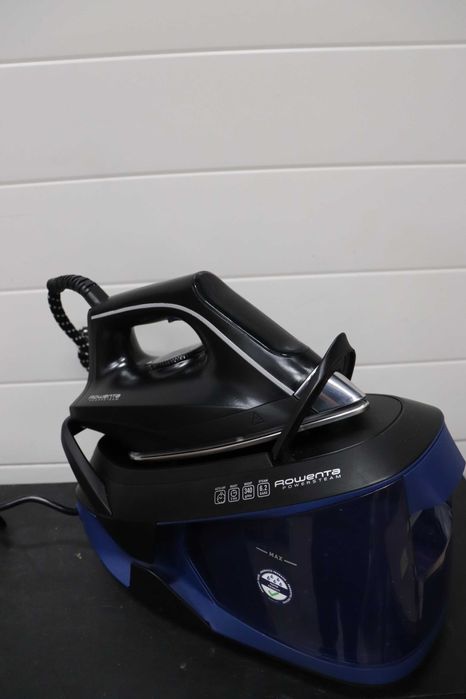 Rowenta VR8325 Турбо пара ютия, 2600W, 350 г/мин парен удар, 1,7л